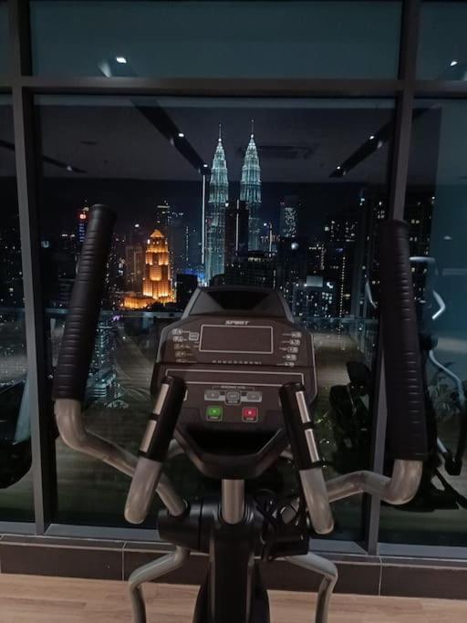 Apartment Col 25b Klcc Infinity Pool View Kuala Lumpur