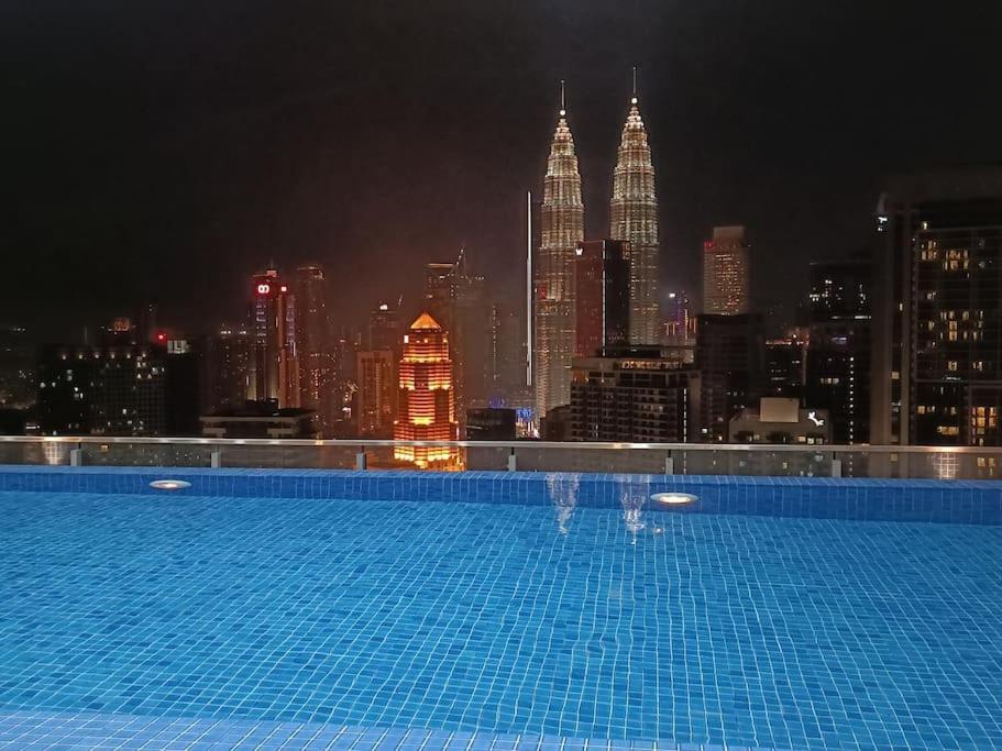 Apartment Col 25b Klcc Infinity Pool View